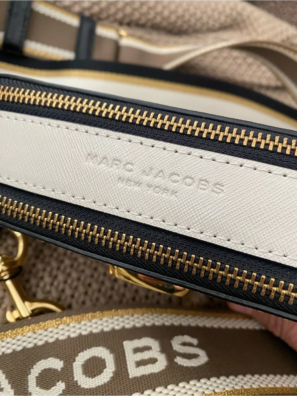 Marc Jacobs leather snap shot crossbody bag NEW NWT